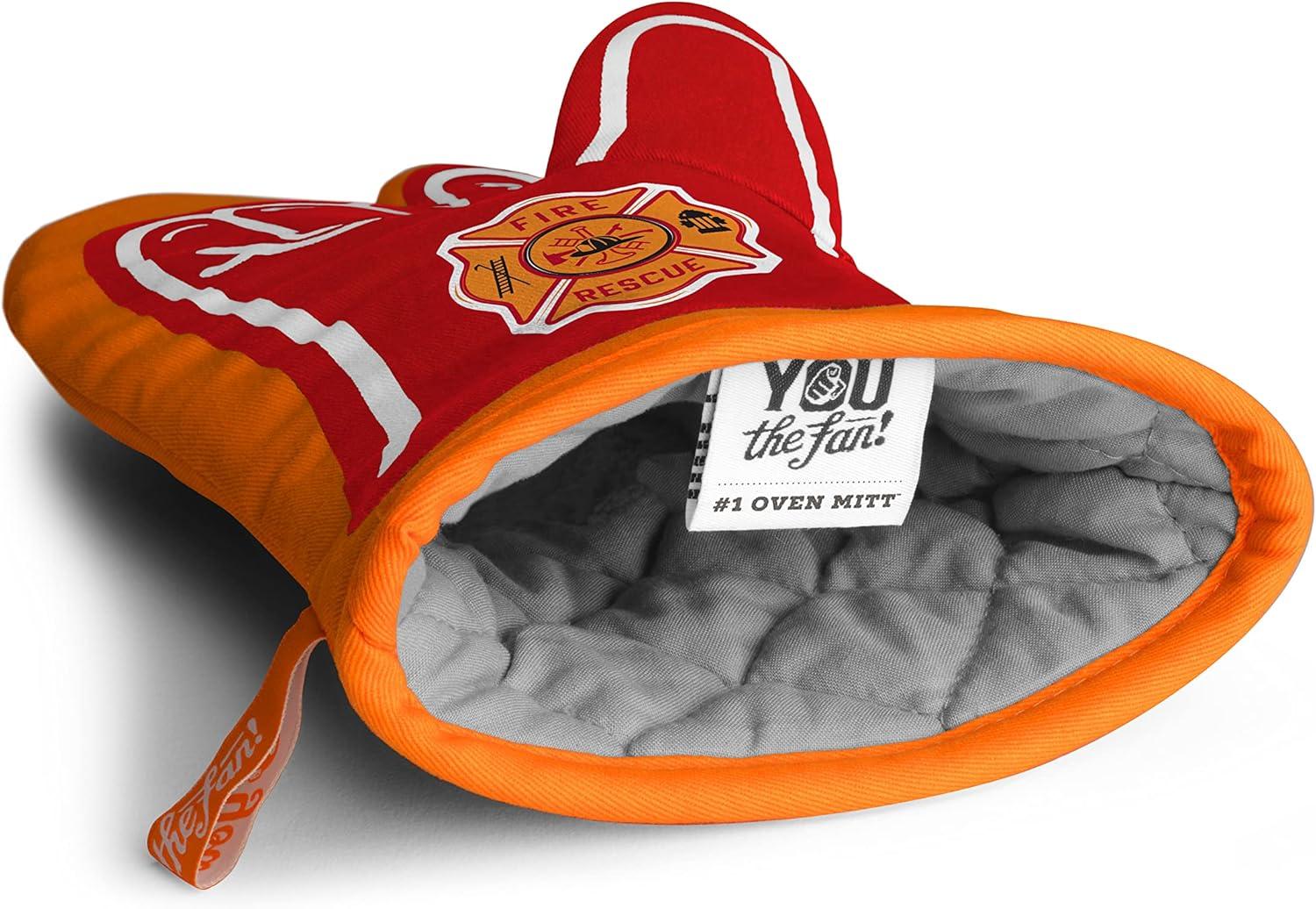 imageYouTheFan Worlds Best Dad 1 Oven MittFirefighter