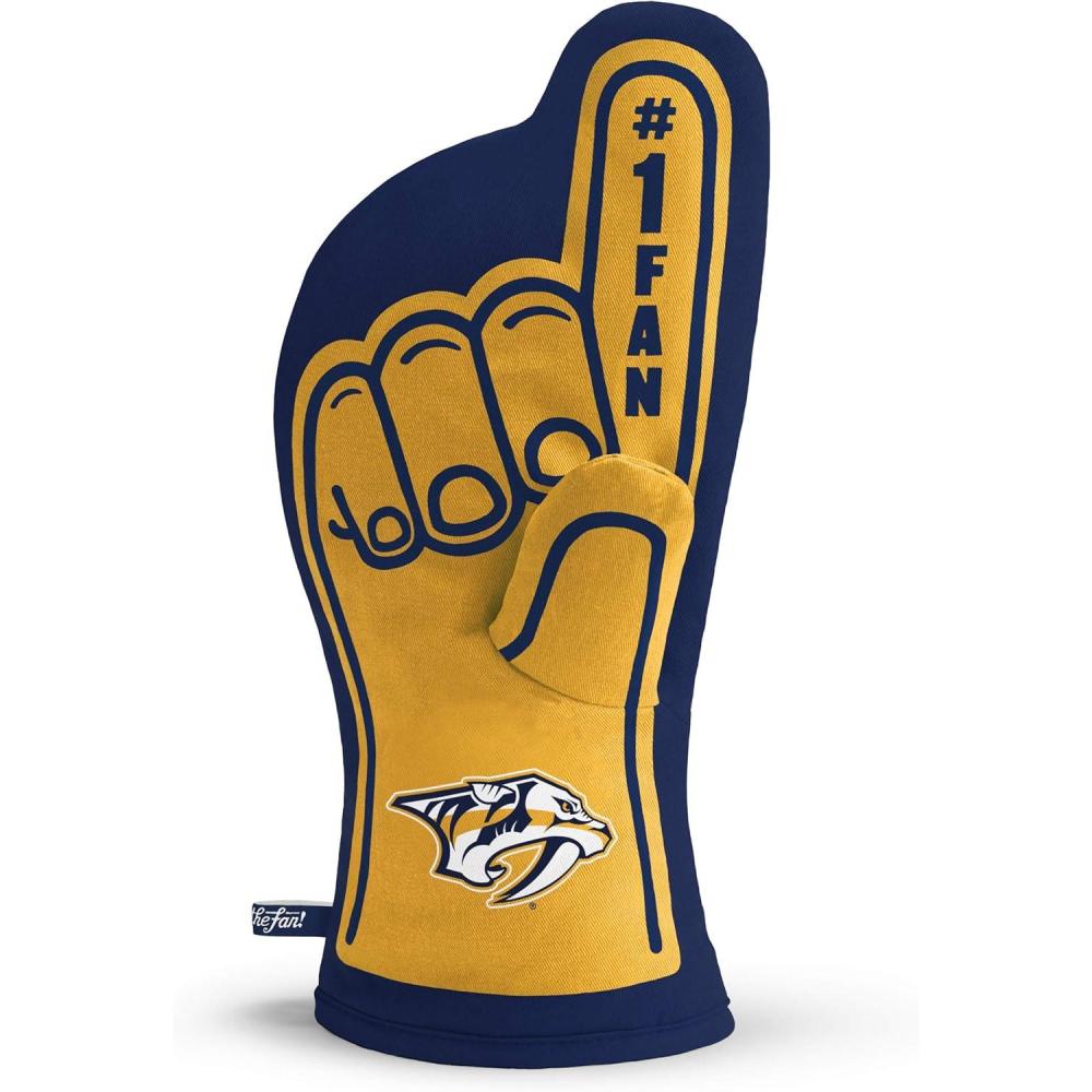 imageYouTheFan NHL 1 Oven MittNashville Predators